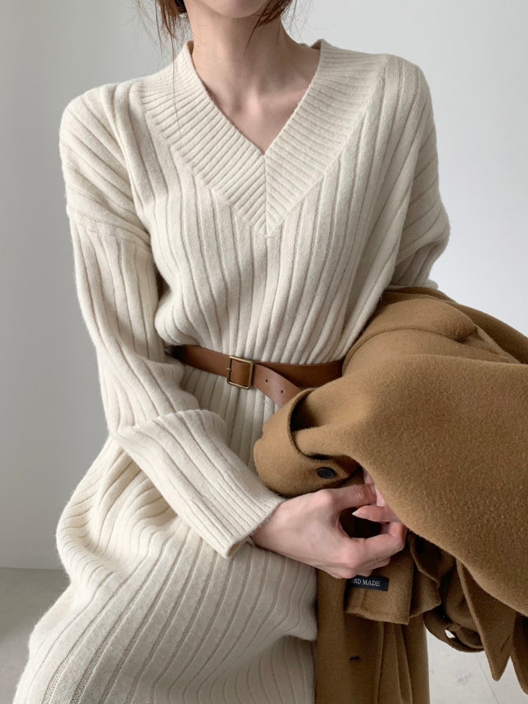 فستان فضفاض للخريف والشتاء 2022 للسيدات بتصميم كوري محبوك وبفتحة رقبة على شكل v وبخصر طويل