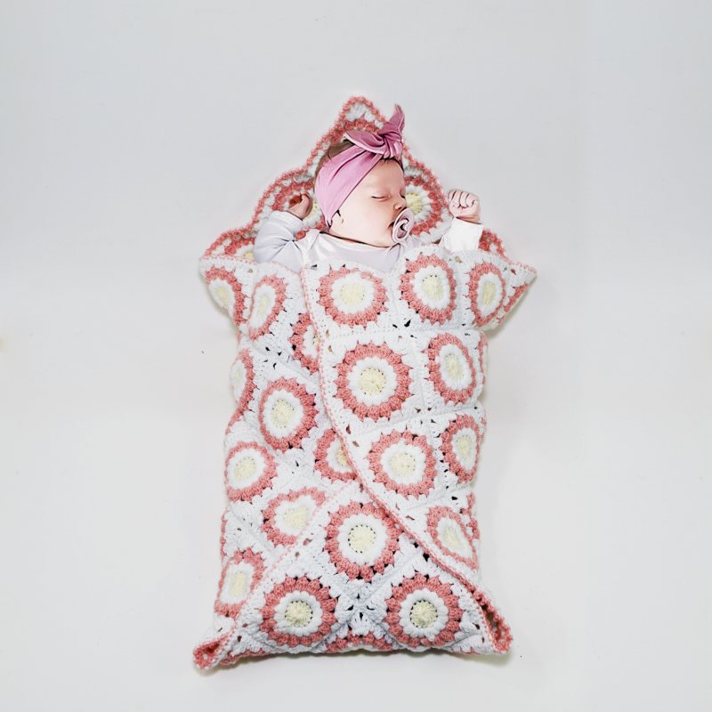 بطانية مولود خيوط تركي